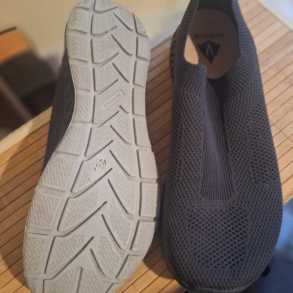 Womens Vasque Black Knit‎ Slip-On Shoes 9.5 M